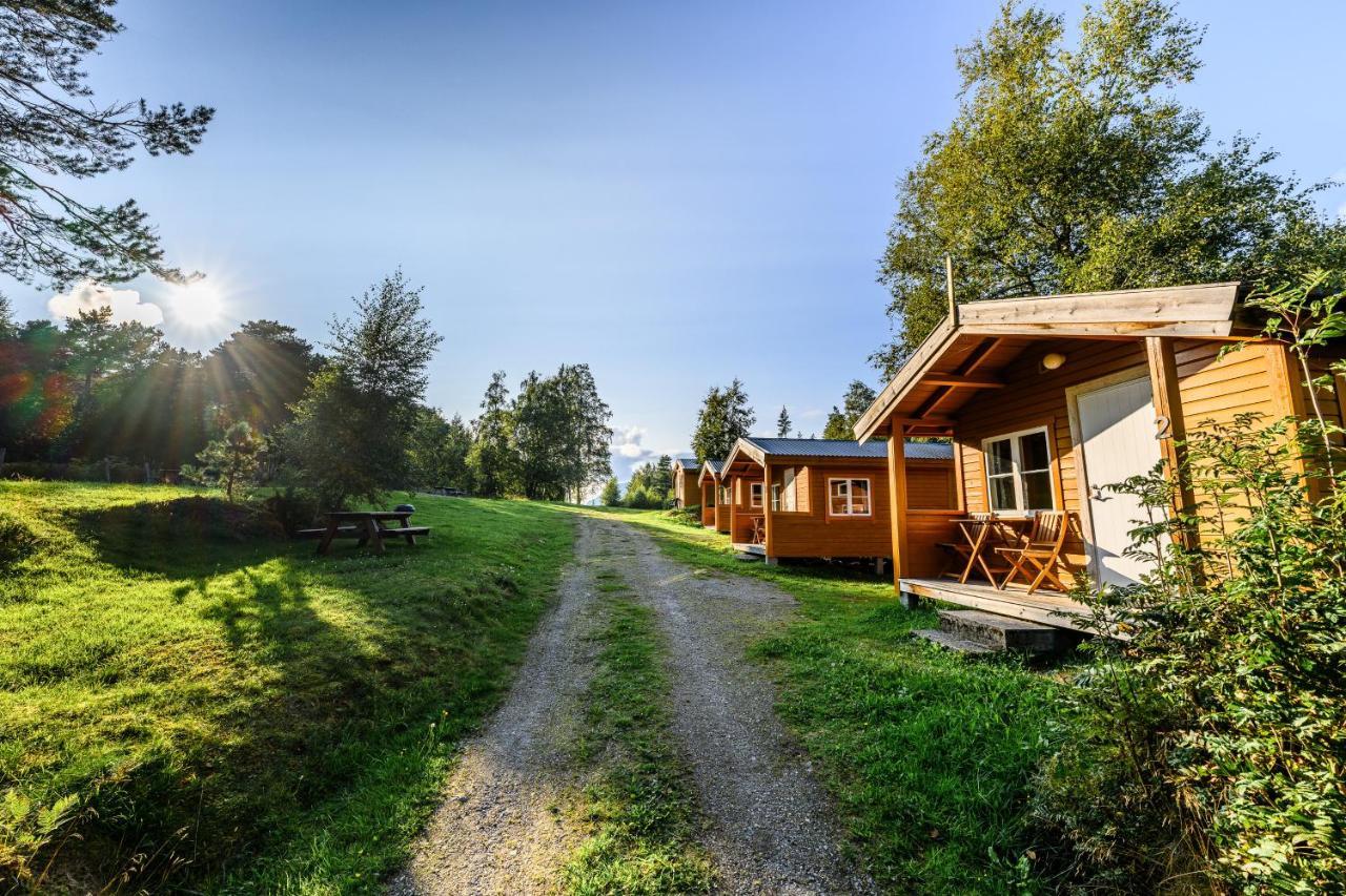 Korsbakken Camping Isfjorden 外观 照片
