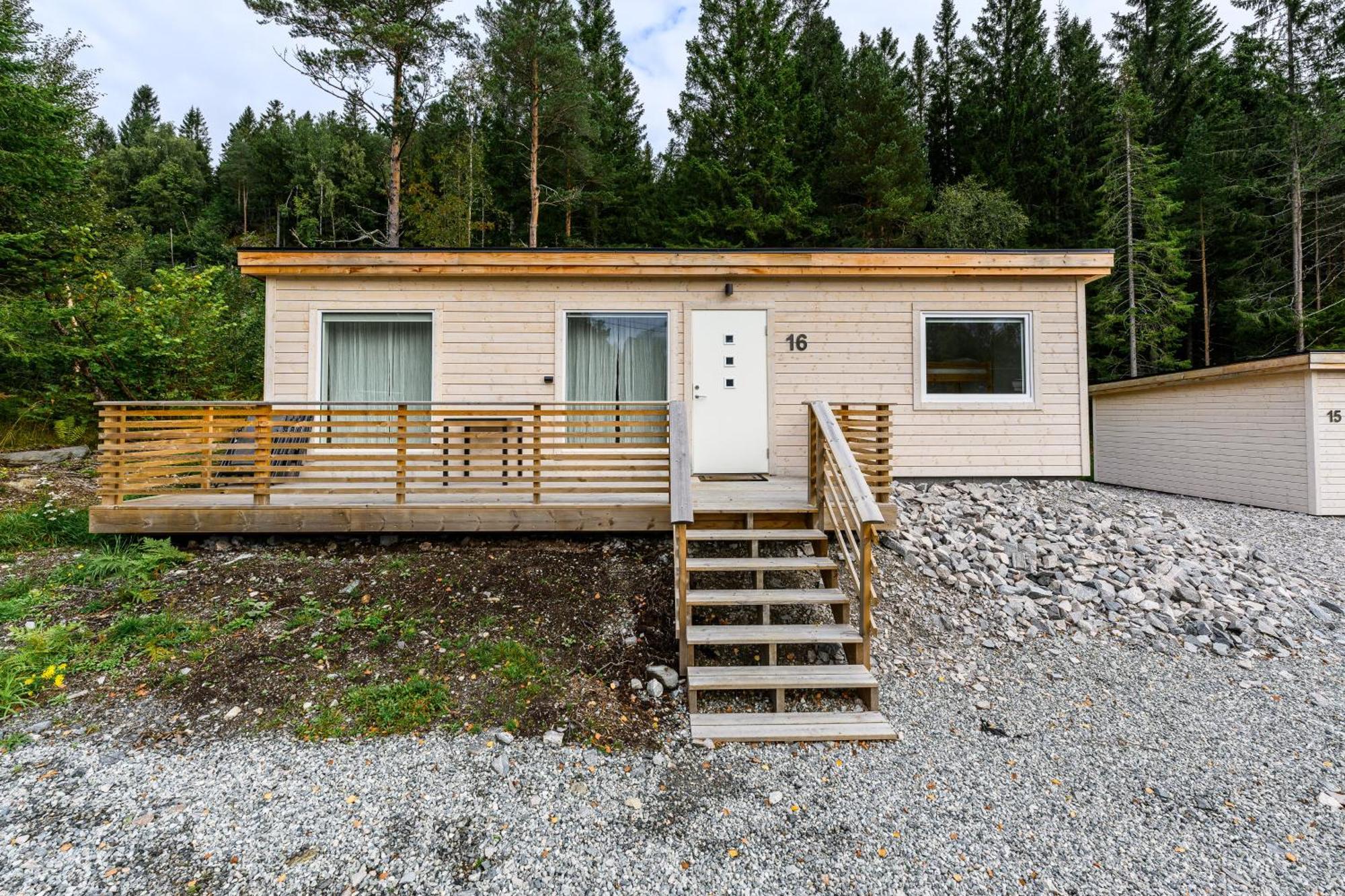 Korsbakken Camping Isfjorden 外观 照片