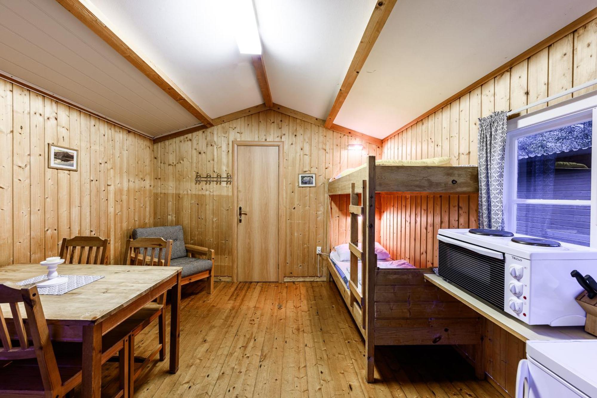 Korsbakken Camping Isfjorden 客房 照片